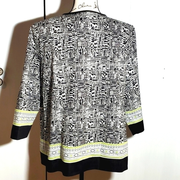 Alfred Dunner- New Womens Geometric artsy Zipper Coat Blazer Black/white sz.16 - Picture 4 of 6